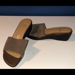 Stewart Weitzman Slides